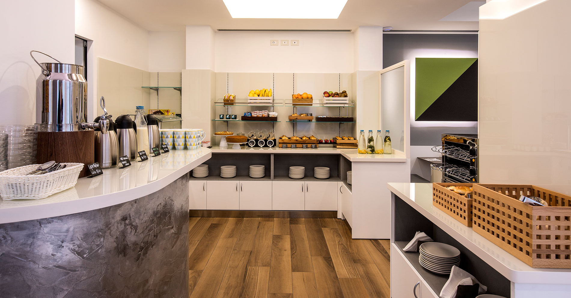 Hotels with Restaurant in Italy